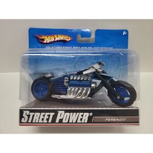 New‎ 2009 Hot Wheels Street Power Ferenzo 1:18 Die Cast Motorcycle